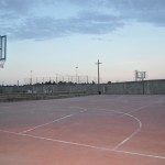 Pista de baloncesto exterior